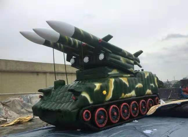 临桂小型导弹发射车