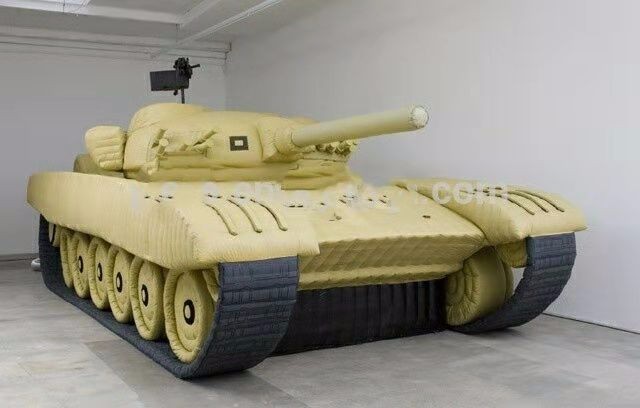临桂大型军用坦克车